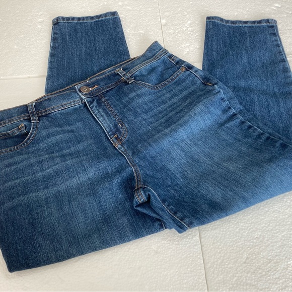 Style & Co petite slim leg crop jeans Size 12 PS - Picture 2 of 10